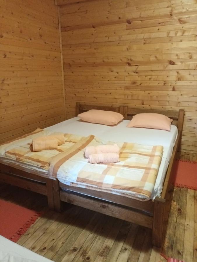 Lolini Bungalovi Novi Sad Dış mekan fotoğraf