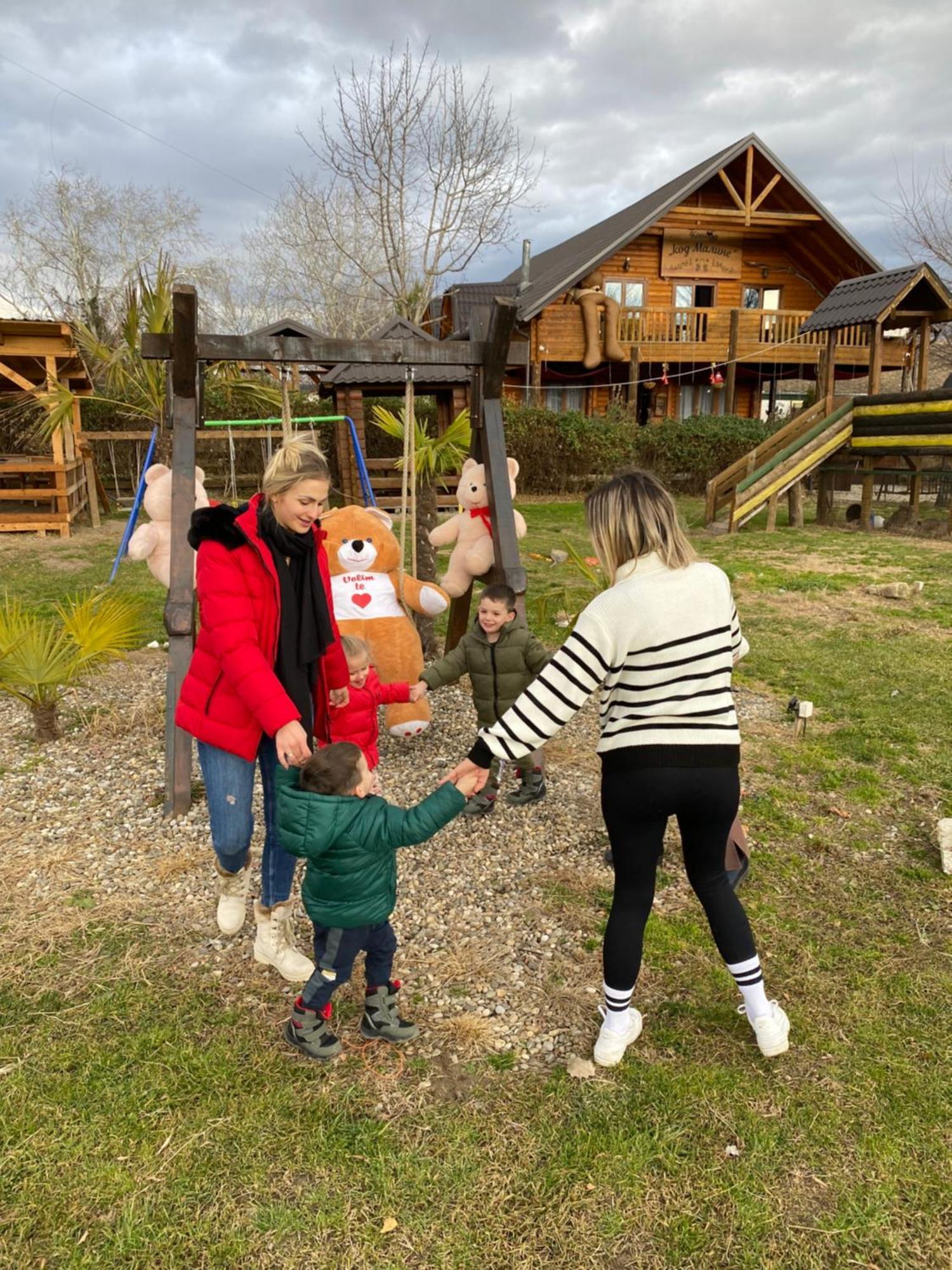 Lolini Bungalovi Novi Sad Dış mekan fotoğraf